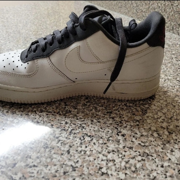 Air force - Picture 2 of 7